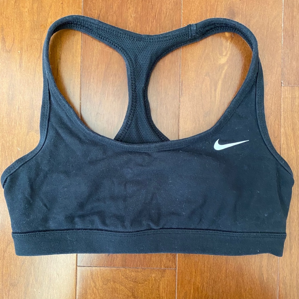 Nike sports bra size S